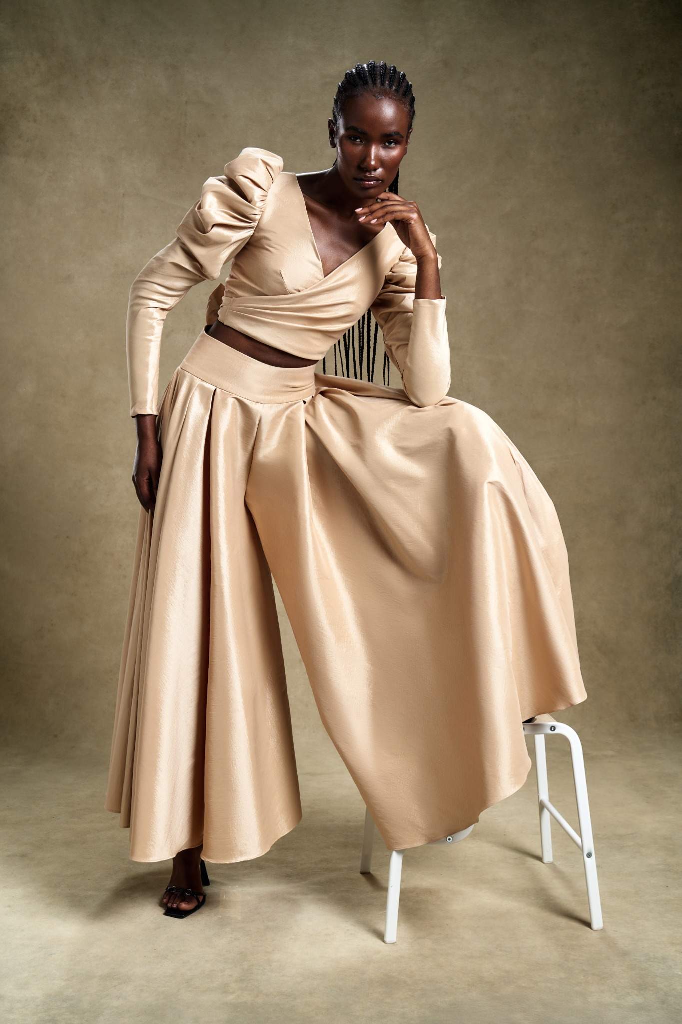 Champagne Poise - Luxe Evening Wear for Modern Women | MOOEi Champagne Poise - Luxe Evening Wear for Modern Women | MOOEi