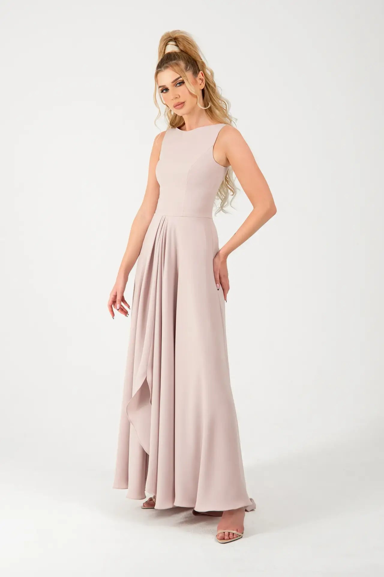 Lauren Dress - Chic Pink Crepe & Chiffon Elegance | MOOEi Lauren Dress - Chic Pink Crepe & Chiffon Elegance | MOOEi