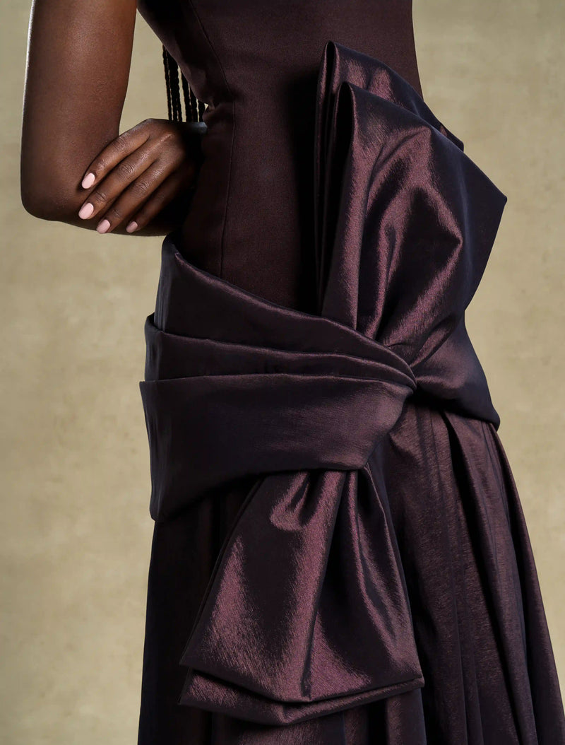 Regal Contour