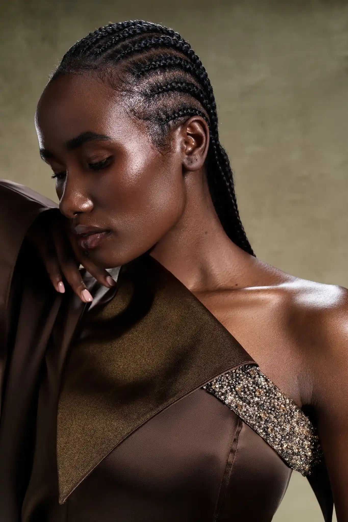Bronze Majesty - Elegant Evening Wear for Women Bronze Majesty - Elegant Evening Wear for Women