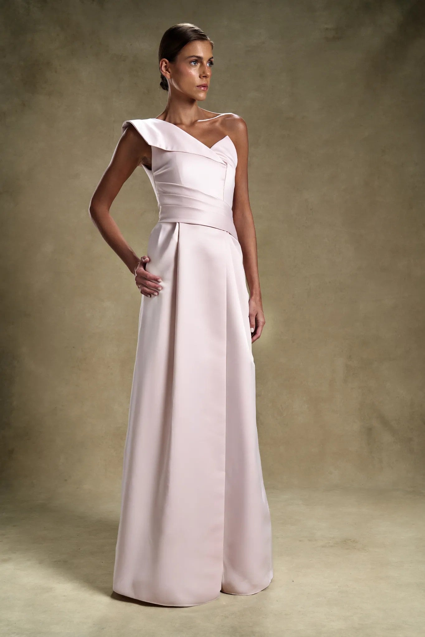 Blush Reverie Elegant Evening Wear for Women | MOOEi Blush Reverie Elegant Evening Wear for Women | MOOEi