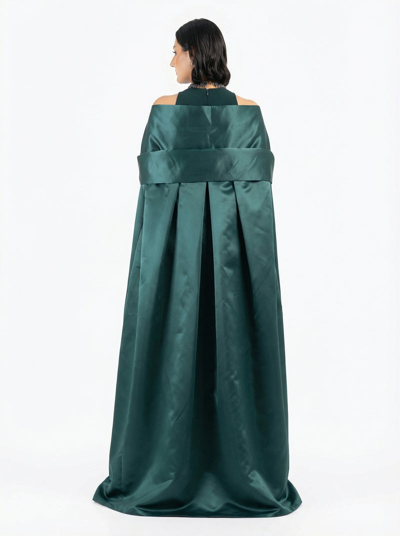 Majestique Emerald Crepe Lace Set side view by MOOEi — Luxury Evening Wear Dubai